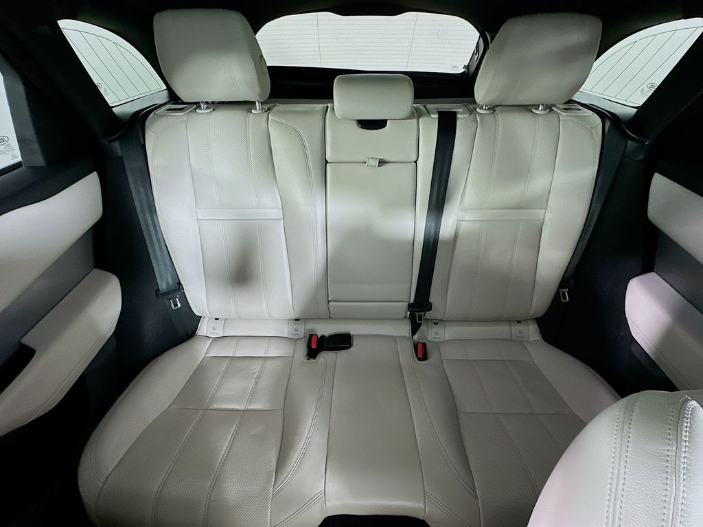 Land RoverRange Rover Velar13