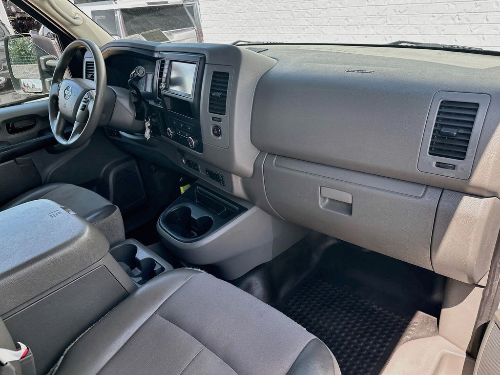 NissanNV2500 HD29