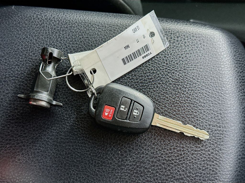 ToyotaRAV432
