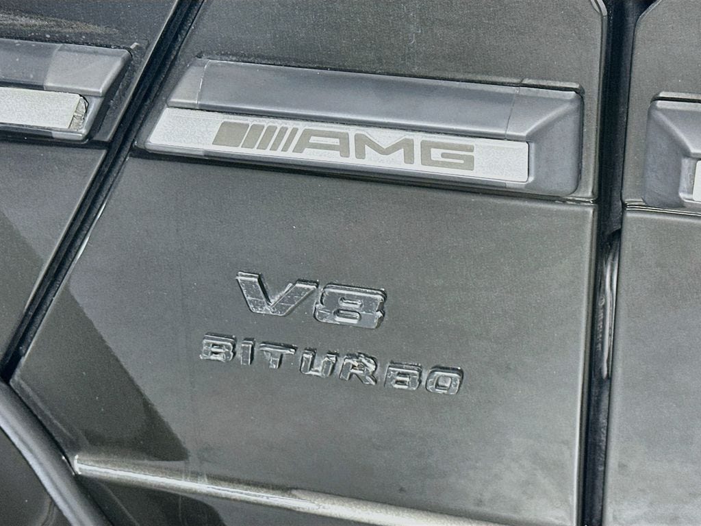 Mercedes-BenzG-Class28
