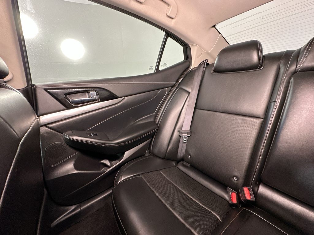 NissanMaxima12