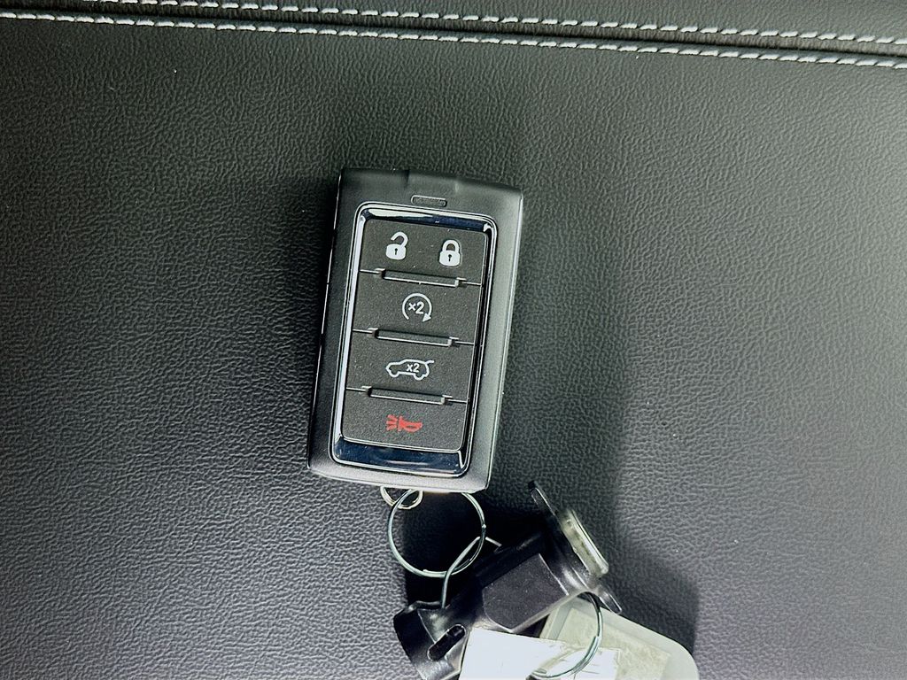 JeepGrand Cherokee L20