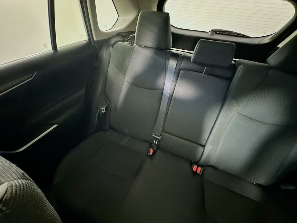 ToyotaRAV4 Hybrid12