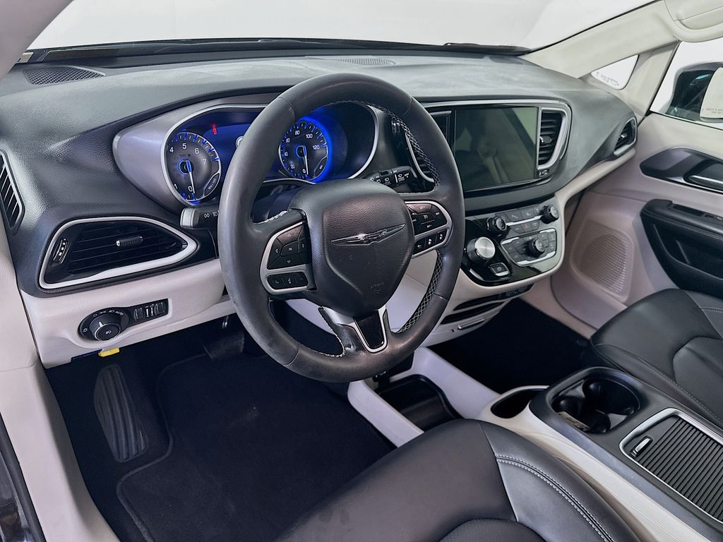 ChryslerPacifica30