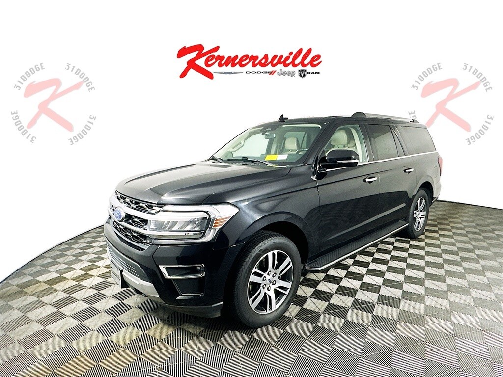 2023 Ford Expedition MAX Limited photo 3