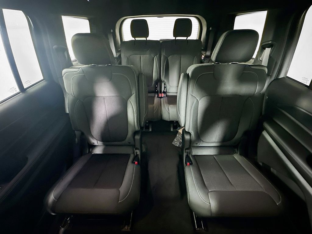 JeepGrand Cherokee L10