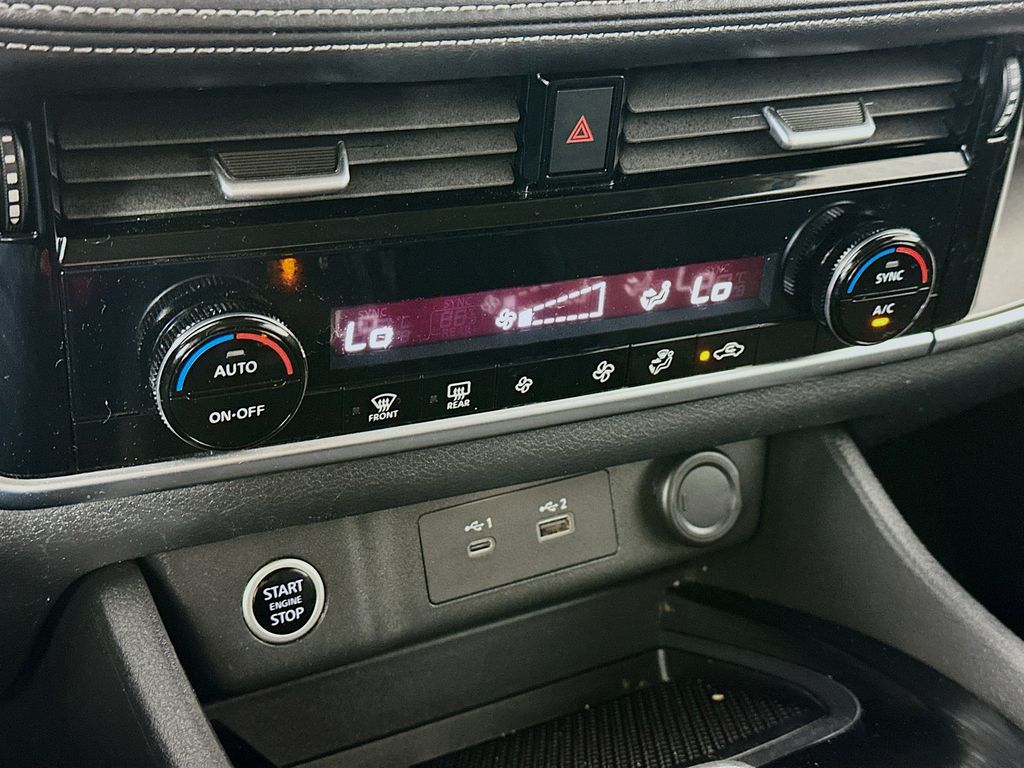 NissanRogue18