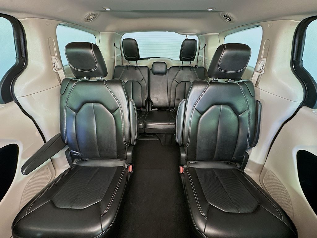 ChryslerPacifica13