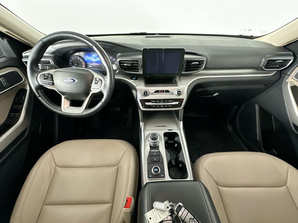 Photo 10