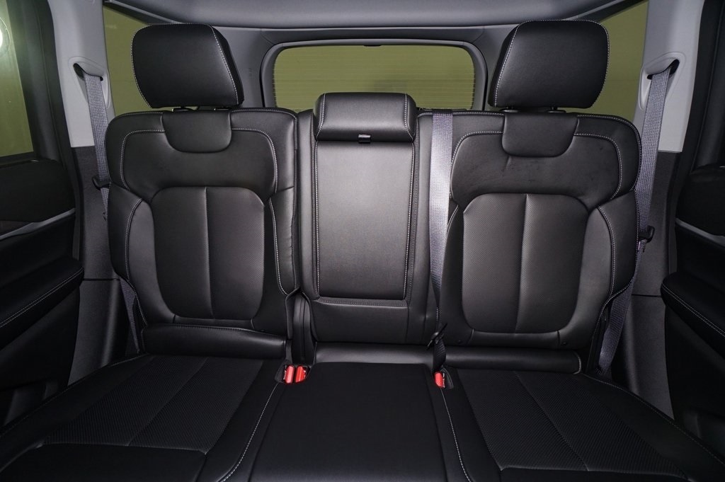 JeepGrand Cherokee13