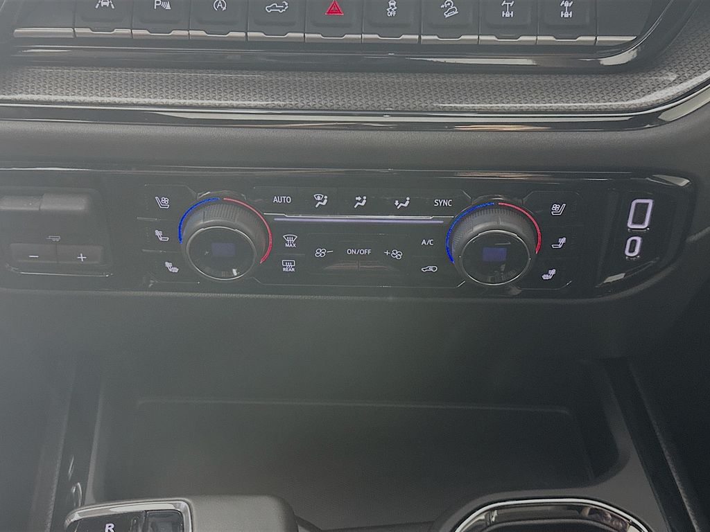 ChevroletSilverado 150018