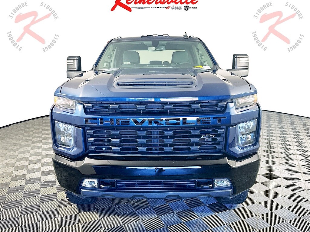 2020 Chevrolet Silverado 2500HD Custom photo 2