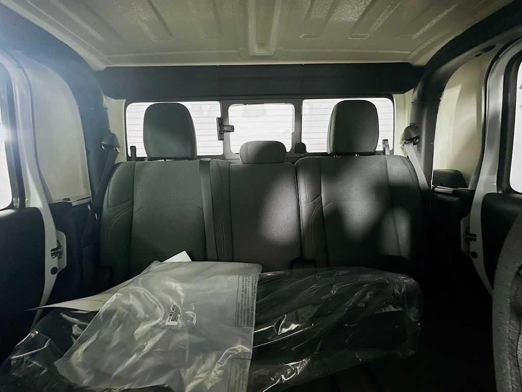 JeepGladiator10
