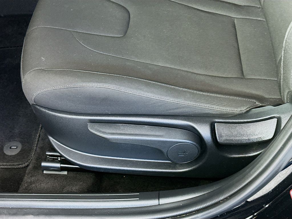 HyundaiElantra23