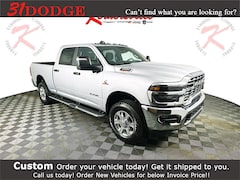 2026 Ram 3500 Big Horn 12in Truck Crew Cab