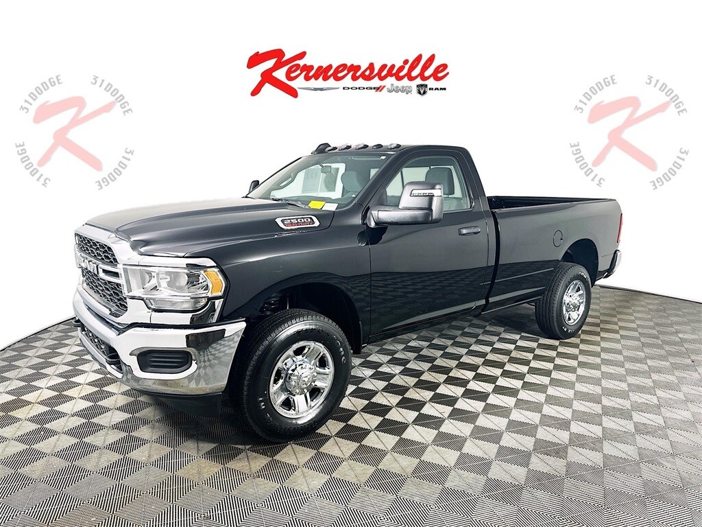 2024 Ram 2500 Tradesman photo 3