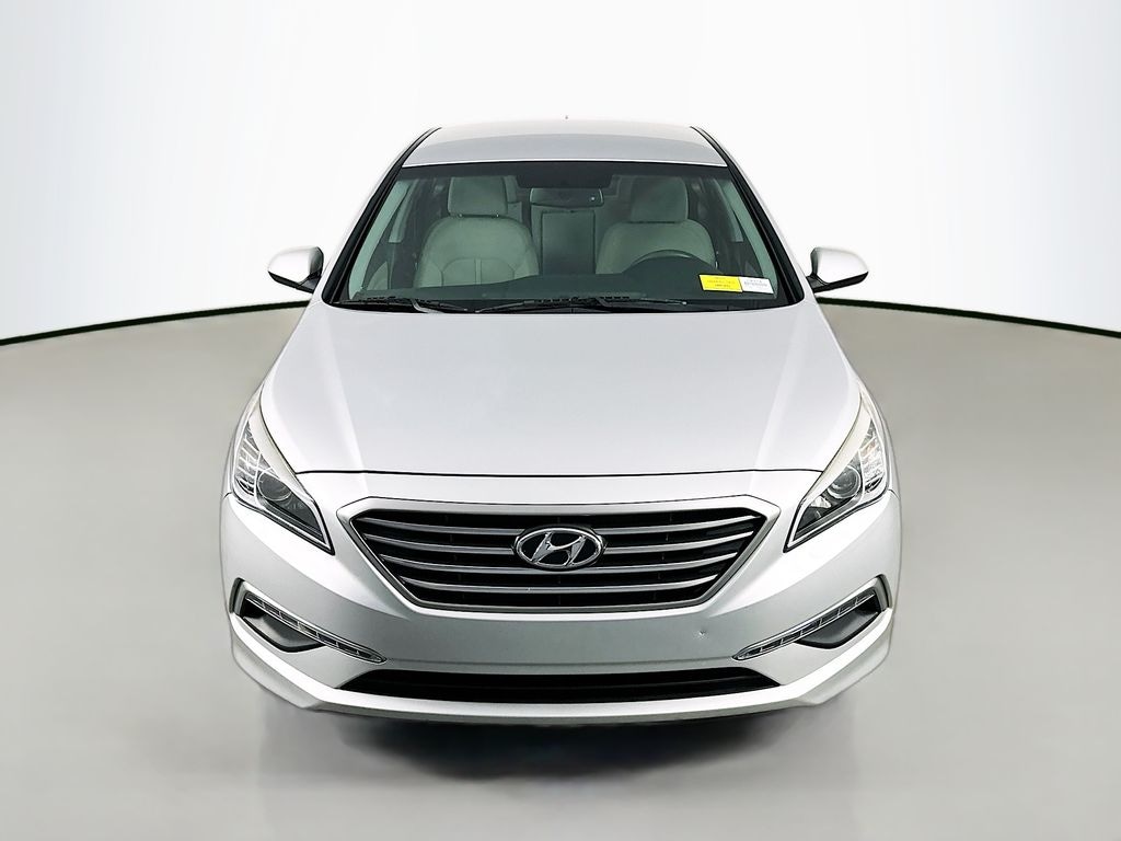 Used 2015 Hyundai Sonata SE Sedan