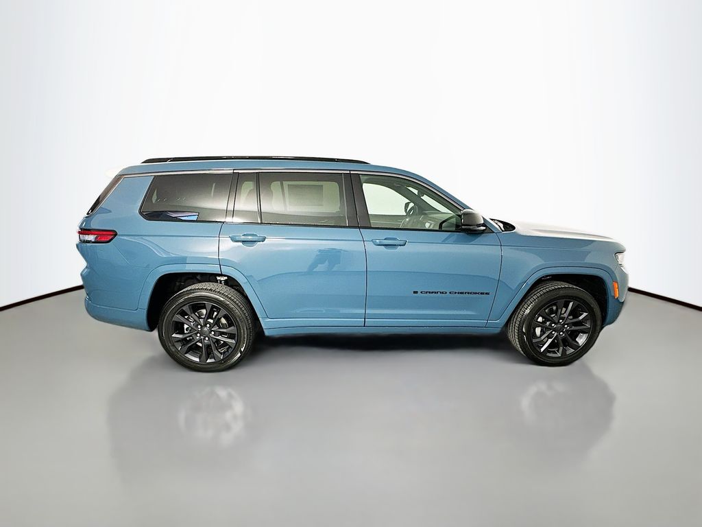 JeepGrand Cherokee L8