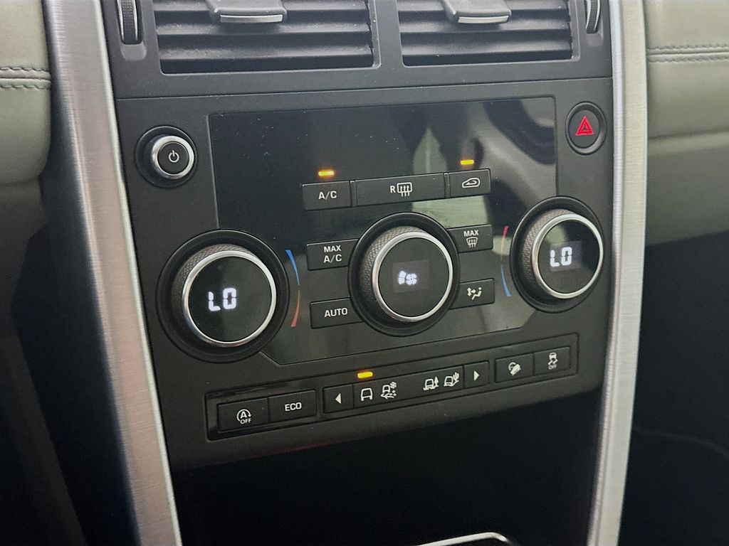 Land RoverDiscovery Sport18