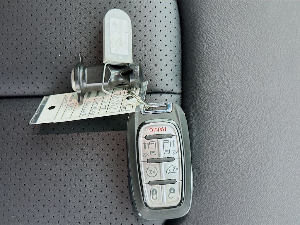 ChryslerPacifica19
