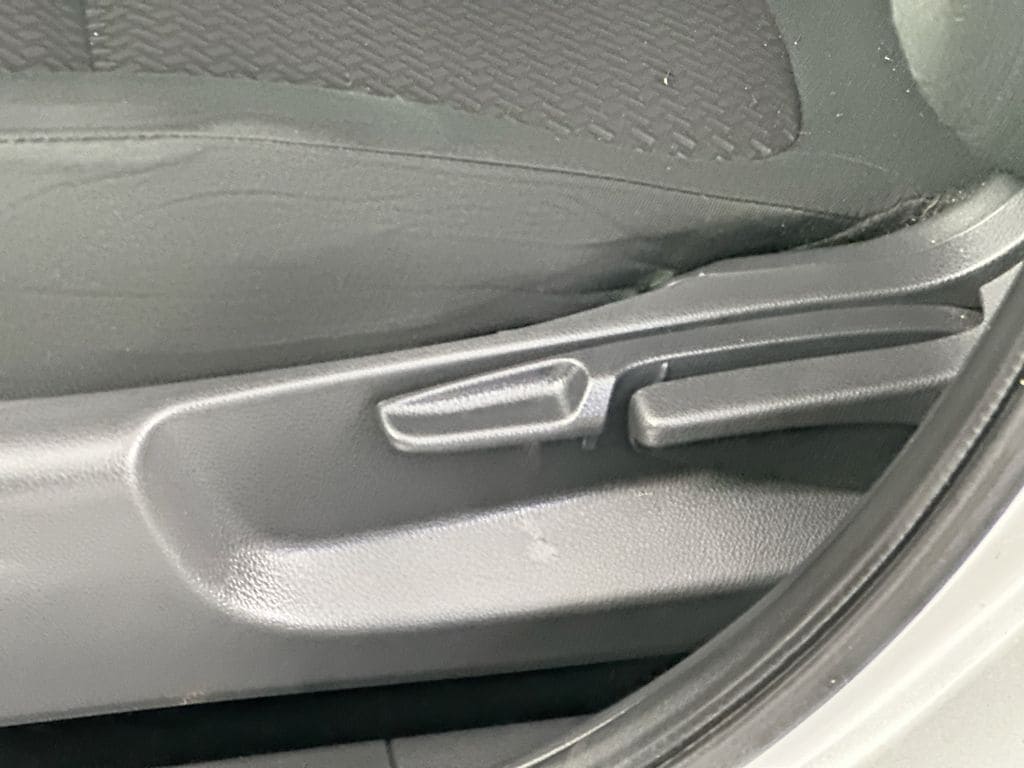 MitsubishiEclipse Cross22