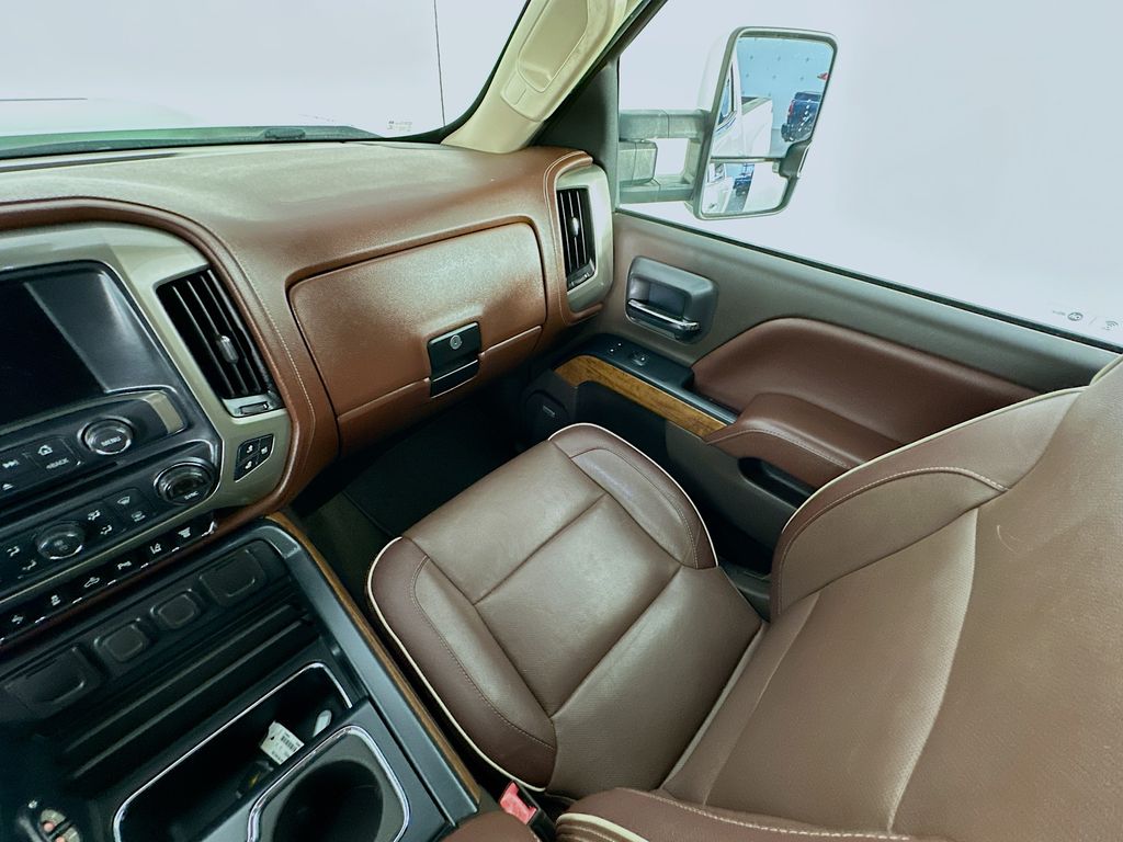 ChevroletSilverado 2500HD11