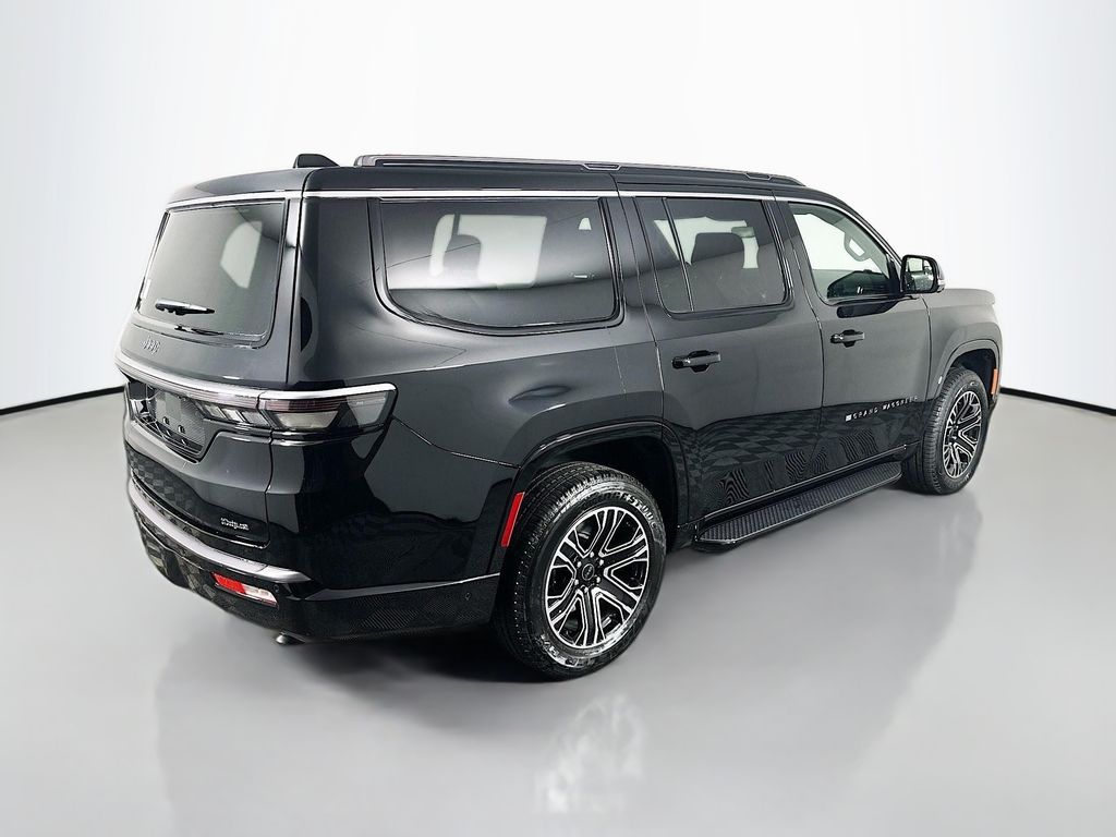 JeepGrand Wagoneer7