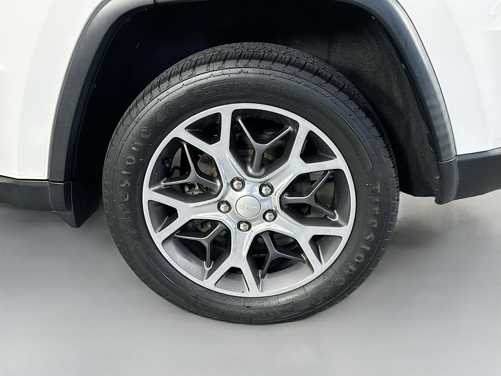 JeepGrand Cherokee33