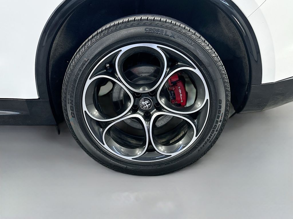 Alfa RomeoStelvio34