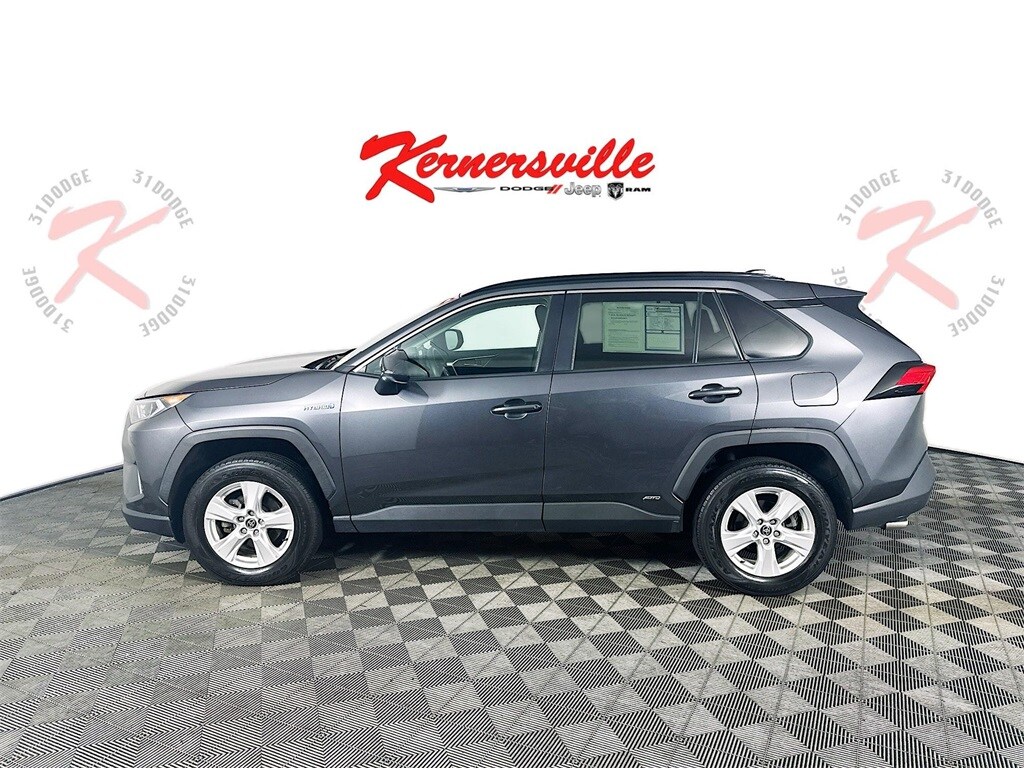 2021 Toyota RAV4 Hybrid XLE photo 4