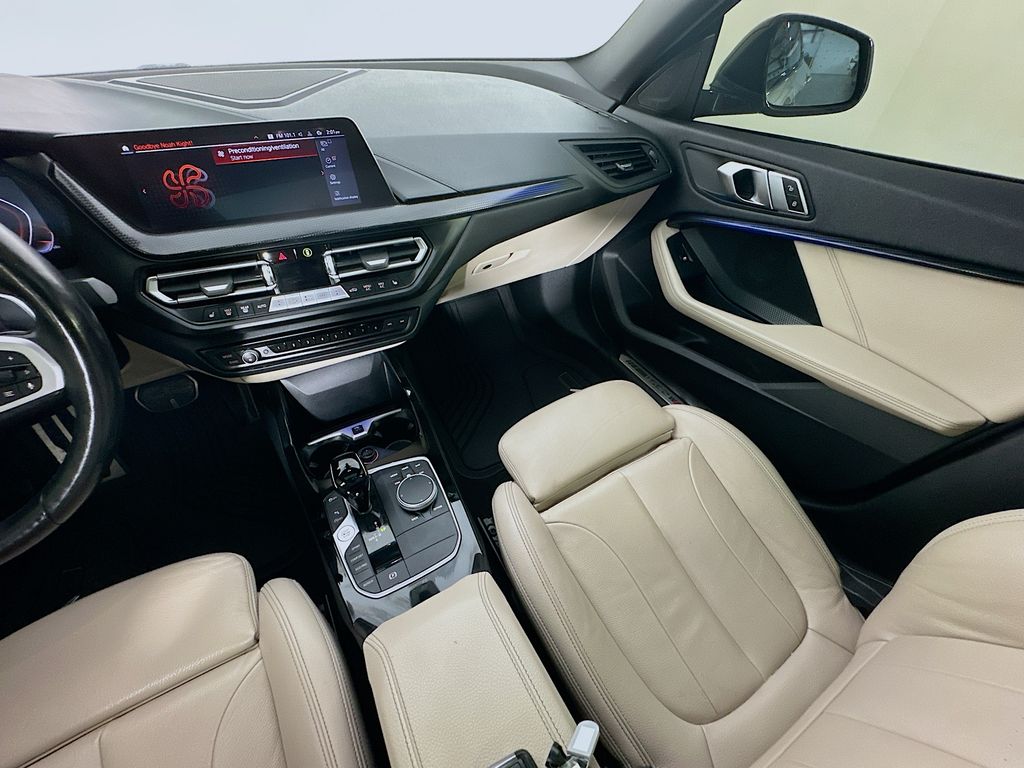 BMW2 Series11