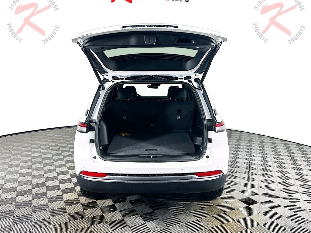 JeepGrand Cherokee16