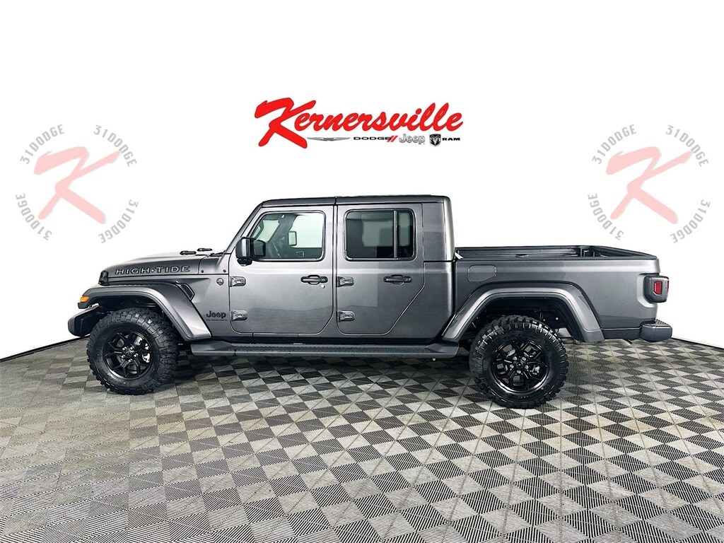 2025 Jeep Gladiator Sport photo 4