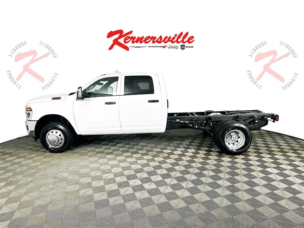New 2025 Ram 3500 Chassis Tradesman 84CA Dually Truck Crew Cab