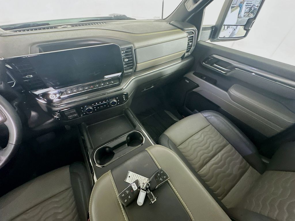 ChevroletSilverado 2500HD11