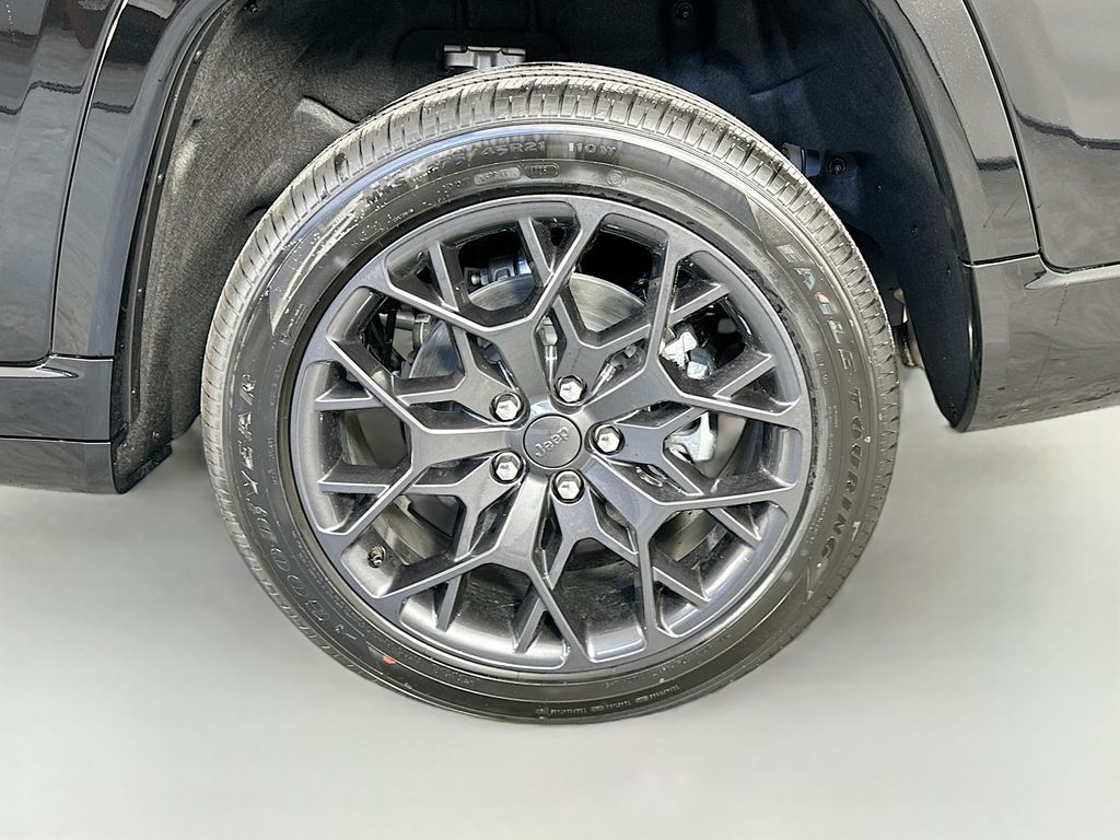 JeepGrand Cherokee L17