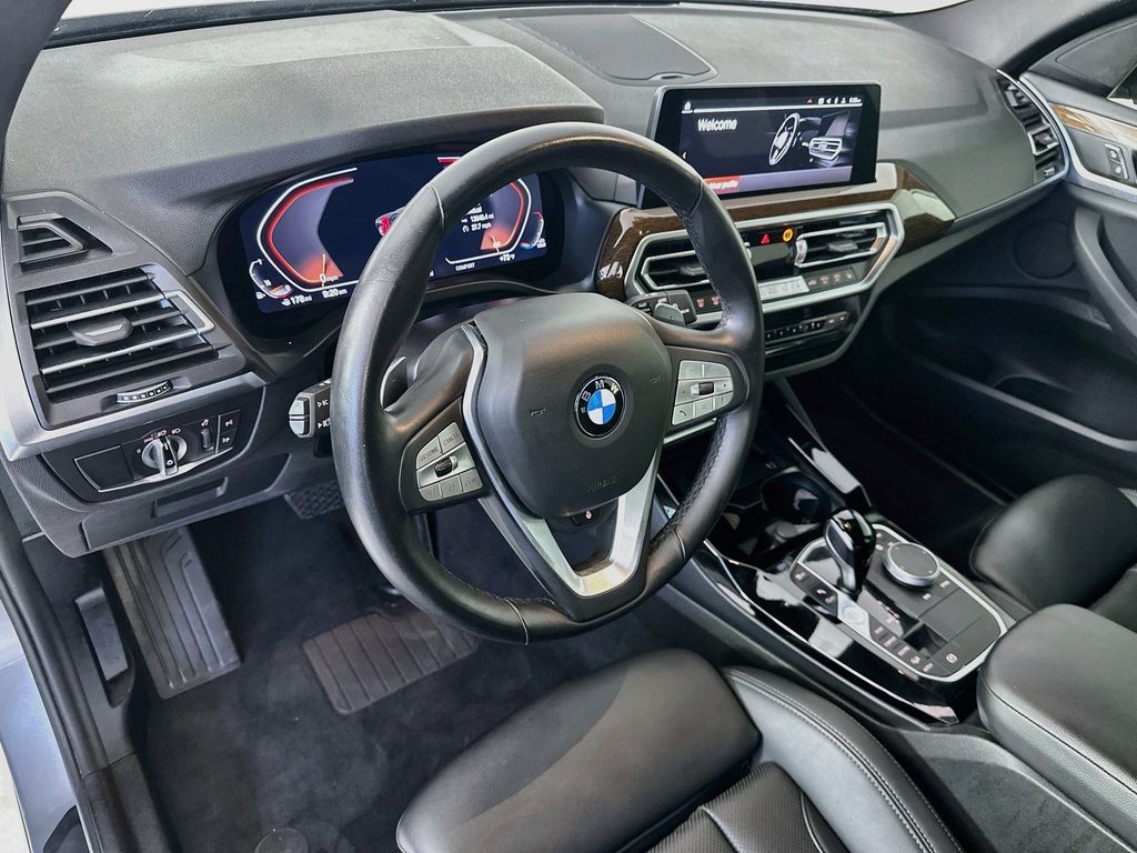 BMWX331