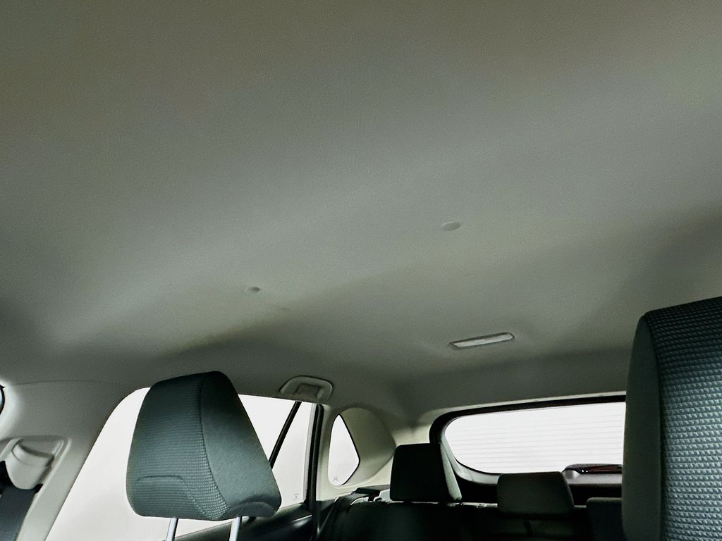 ToyotaRAV4 Hybrid21
