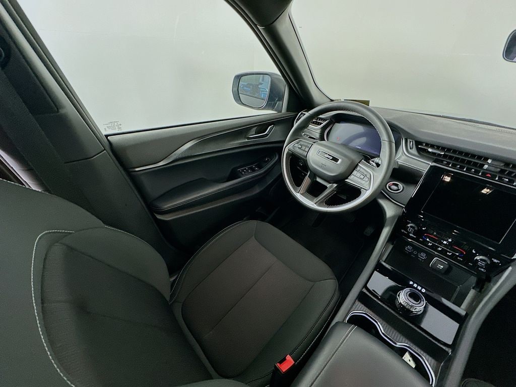 JeepGrand Cherokee L9