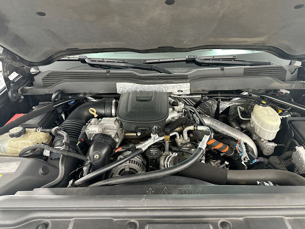 ChevroletSilverado 3500HD32