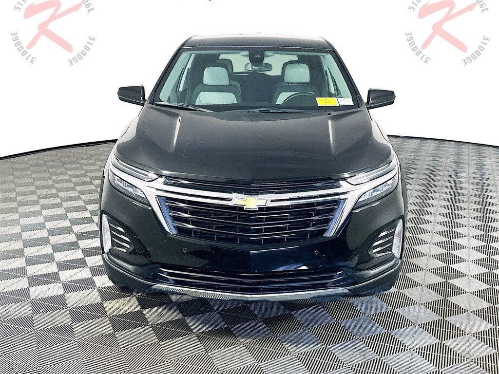 2024 Chevrolet Equinox LT photo 2