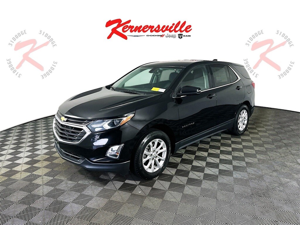 2018 Chevrolet Equinox LT photo 3