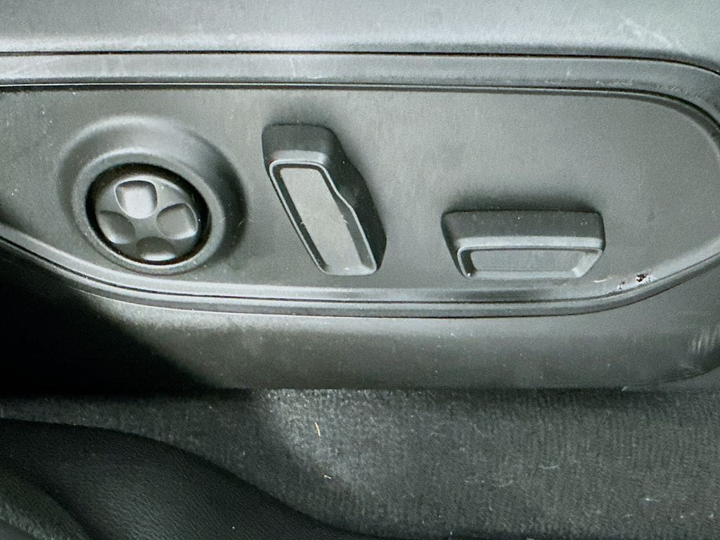 JeepGrand Cherokee L24