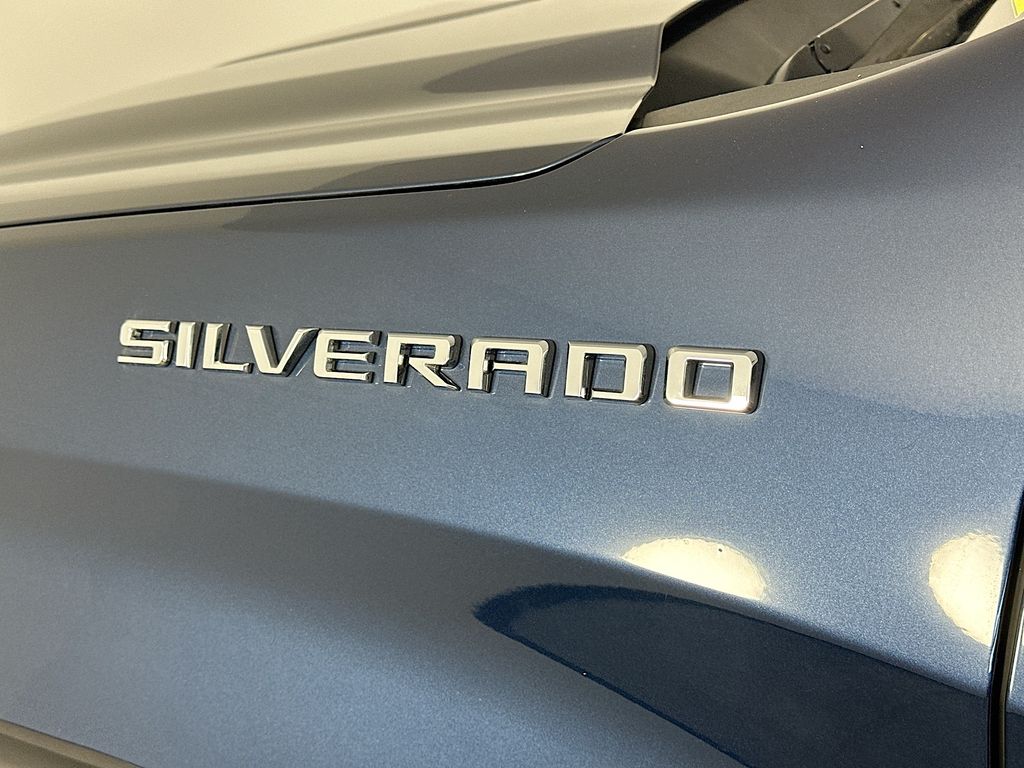 ChevroletSilverado 150028