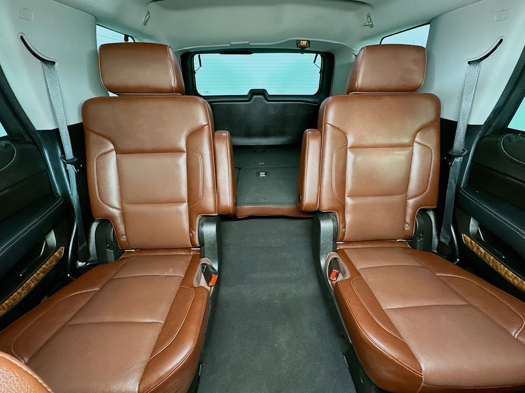 ChevroletTahoe13