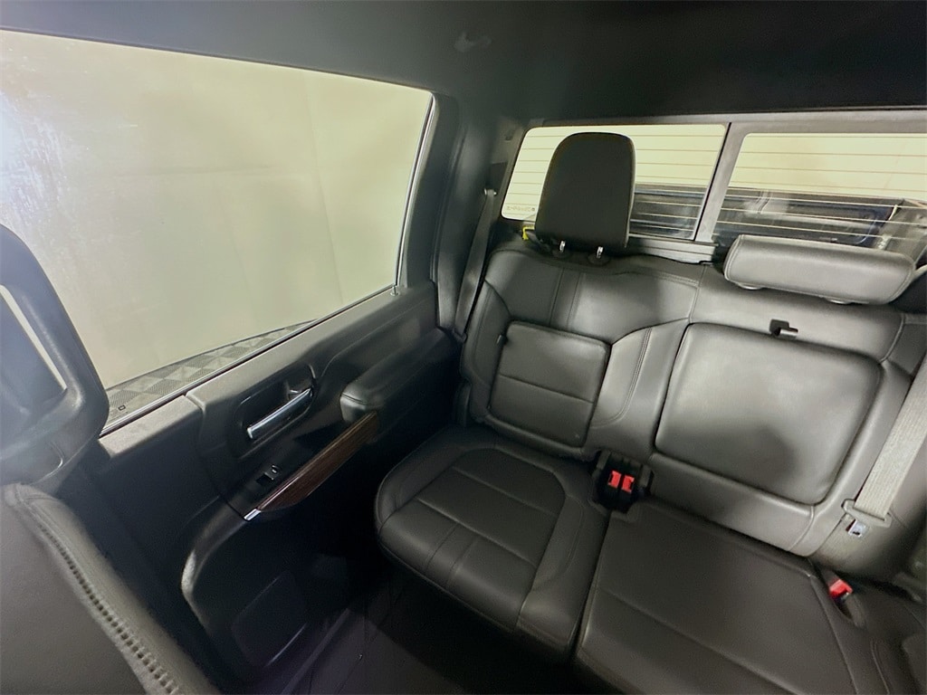 ChevroletSilverado 2500HD12