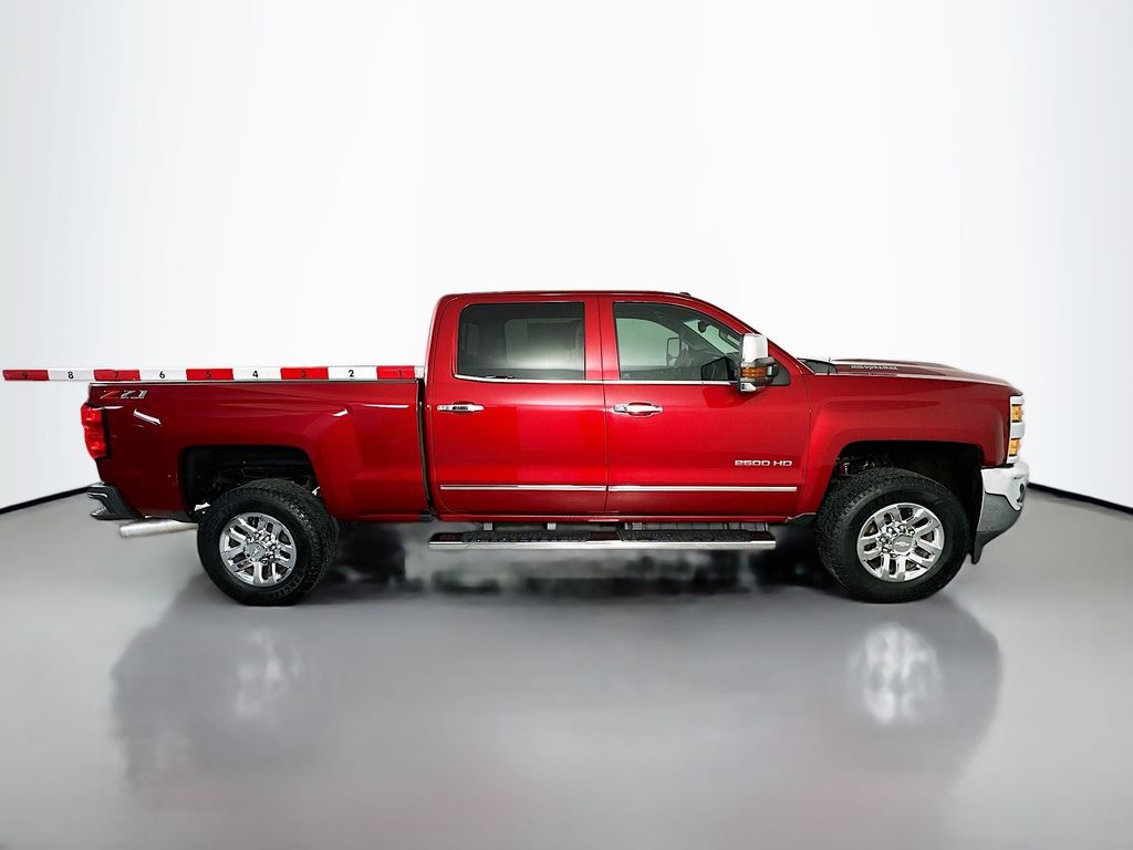 ChevroletSilverado 2500HD8