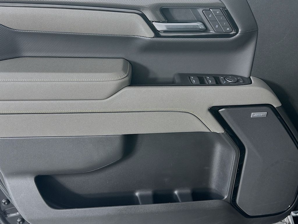 ChevroletSilverado 150025