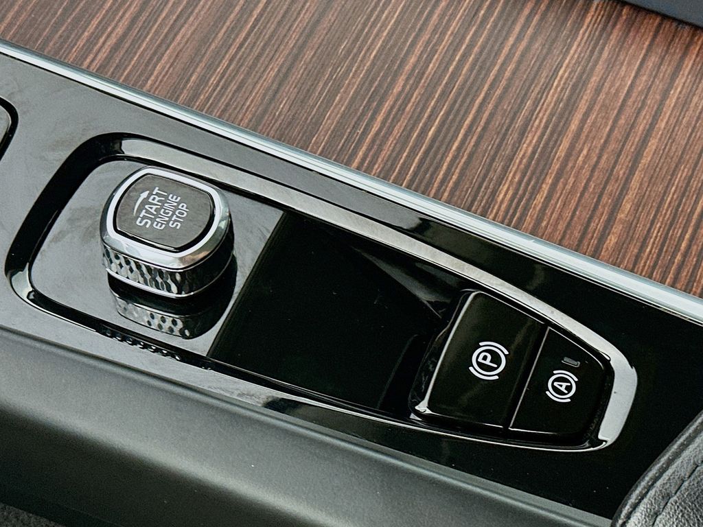 VolvoXC6027