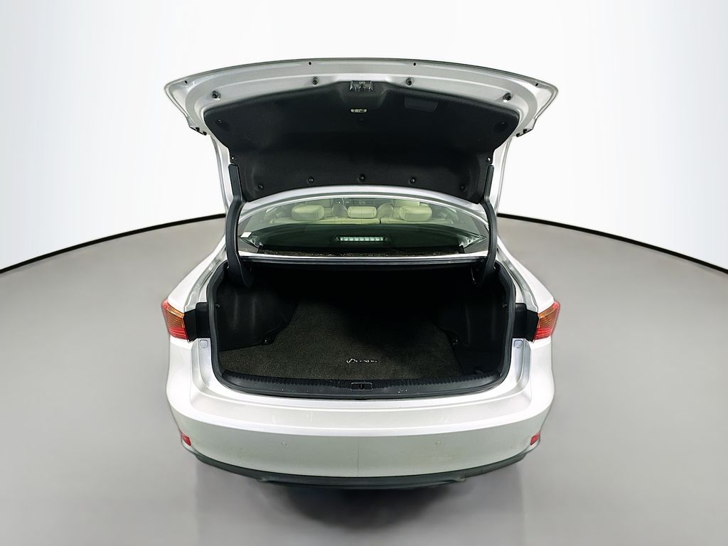 LexusIS28